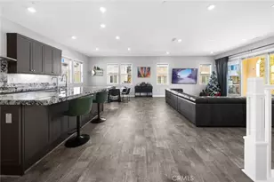 115 Frame, Irvine, CA 92618 - Photo 6