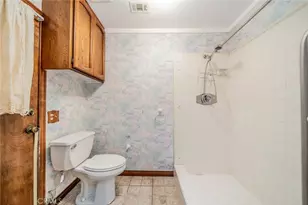 725 Northpark, San Bernardino, CA 92407 - Photo 10