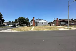 1031 E Larkwood, West Covina, CA 91790 - Photo 2