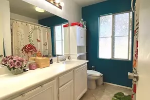 16883 Hazeltine Ct, Fontana, CA 92336 - Photo 10