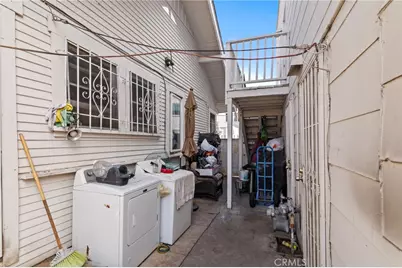 224 W 14th Street, Long Beach, CA 90813 - Photo 24