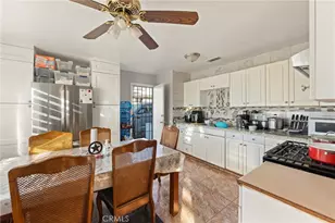 7827 Golondrina, San Bernardino, CA 92410 - Photo 10