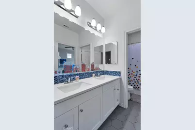 12672 Wycliff, Victorville, CA 92392 - Photo 16