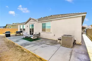 12672 Wycliff, Victorville, CA 92392 - Photo 38