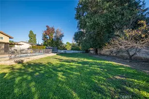 252 W 19th, Upland, CA 91784 - Photo 10