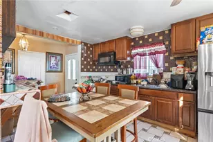 5300 Noble St, Riverside, CA 92503 - Photo 6