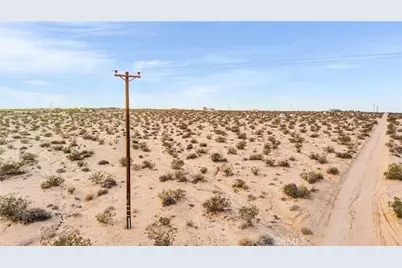 68476 Pole Line, 29 Palms MCB, CA 92277 - Photo 20