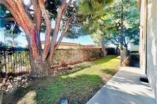 5195 Walnut, Chino, CA 91710 - Photo 36