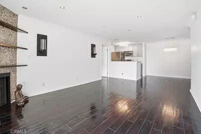 7320 Hawthorn Avenue #108, Los Angeles, CA 90046 - Photo 12