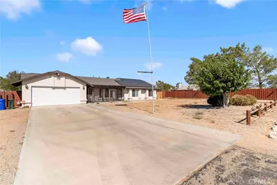 15189 Tonikan, Apple Valley, CA 92307 - Photo 2