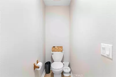 15189 Tonikan, Apple Valley, CA 92307 - Photo 34