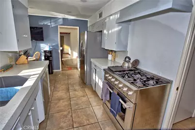 535 Fairmont Drive, San Bernardino, CA 92404 - Photo 14