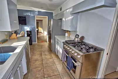 535 Fairmont Drive, San Bernardino, CA 92404 - Photo 12