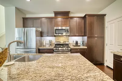 14693 Marquette Avenue, Chino, CA 91710 - Photo 12