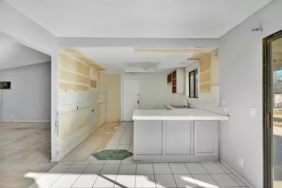 15807 Sitting Bull, Victorville, CA 92395 - Photo 10