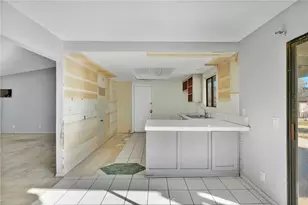 15807 Sitting Bull, Victorville, CA 92395 - Photo 10