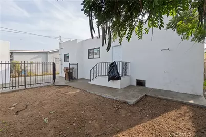 1341 W 94th, Los Angeles, CA 90044 - Photo 38