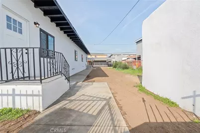 1341 W 94th, Los Angeles, CA 90044 - Photo 10