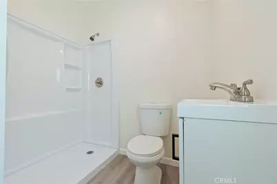 1341 W 94th, Los Angeles, CA 90044 - Photo 14