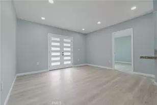 1341 W 94th, Los Angeles, CA 90044 - Photo 34