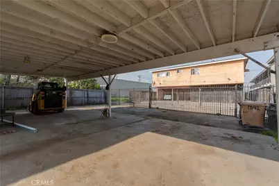 1341 W 94th, Los Angeles, CA 90044 - Photo 8