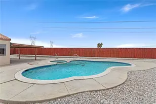13628 Monterey, Victorville, CA 92392 - Photo 20