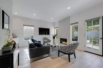 939 Blue Mountain, Westlake Village, CA 91362 - Photo 12