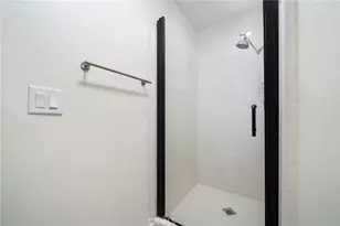 1032 E Juanita, Glendora, CA 91740 - Photo 22