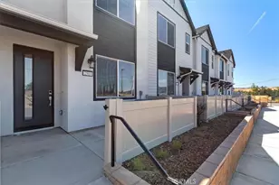 9810 Crossbay Loop, Jurupa Valley, CA 92509 - Photo 10