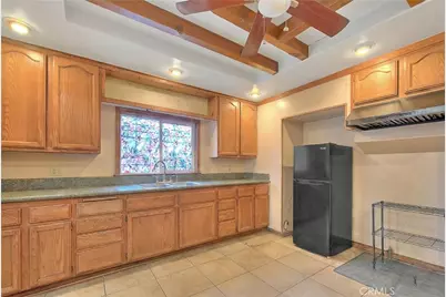 7024 Eton, Canoga Park, CA 91303 - Photo 8