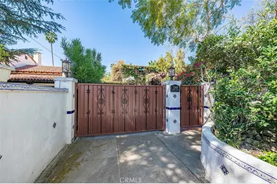 2393 Allen Avenue, Altadena, CA 91001 - Photo 2