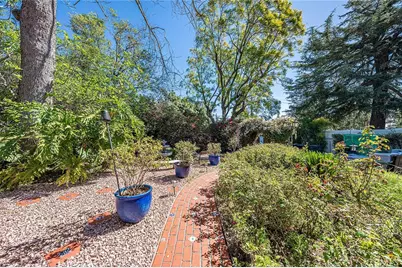 2393 Allen Avenue, Altadena, CA 91001 - Photo 4