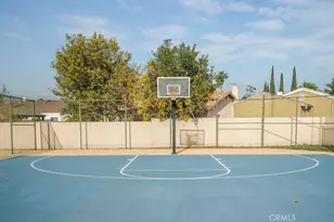 1903 S Summerplace, West Covina, CA 91792 - Photo 50