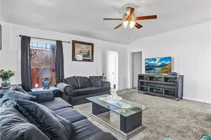 3630 W 61st, Los Angeles, CA 90043 - Photo 12