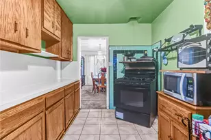 3630 W 61st, Los Angeles, CA 90043 - Photo 20