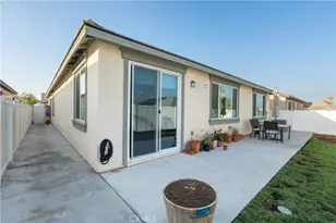 565 Hudson Wy, Rialto, CA 92377 - Photo 30