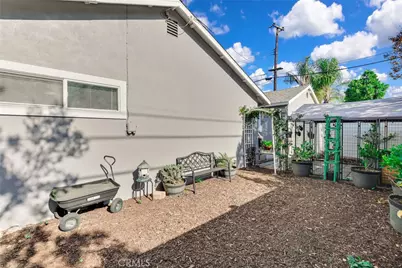 2904 Sterling, Pomona, CA 91767 - Photo 52