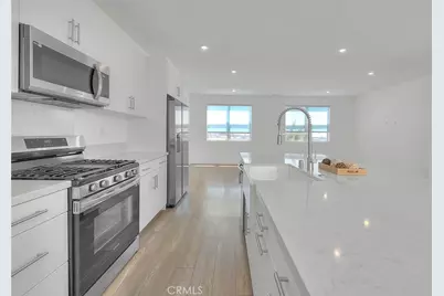 15820 Caterpillar Drive, Fontana, CA 92336 - Photo 6