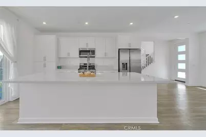 15820 Caterpillar Drive, Fontana, CA 92336 - Photo 4