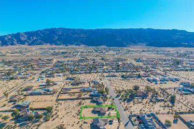 5753 La Luna, 29 Palms MCB, CA 92277 - Photo 38