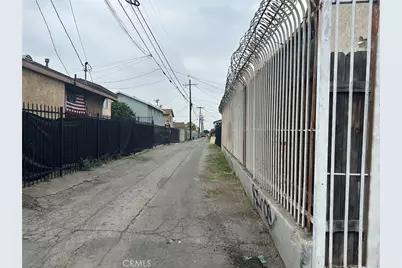 856 E 23rd, Los Angeles, CA 90011 - Photo 10