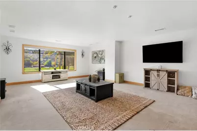 42125 Crest Drive, Hemet, CA 92544 - Photo 8