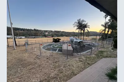 42125 Crest Drive, Hemet, CA 92544 - Photo 38