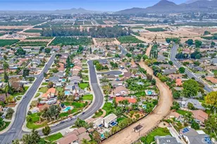 5056 Windhill, Riverside, CA 92507 - Photo 24