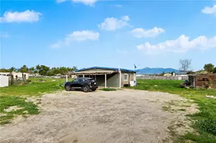 19340 Jurupa, Bloomington, CA 92316 - Photo 34