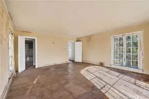 2329 N Edgemont, Los Angeles, CA 90027 - Photo 12