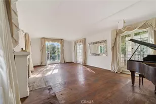 2329 N Edgemont, Los Angeles, CA 90027 - Photo 6