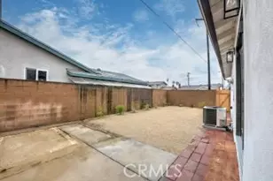 328 E 213th St, Carson, CA 90745 - Photo 16