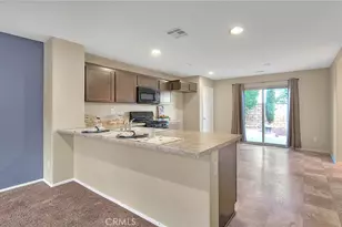 7165 Hazelwood Way, Fontana, CA 92336 - Photo 10
