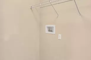 7165 Hazelwood Way, Fontana, CA 92336 - Photo 32